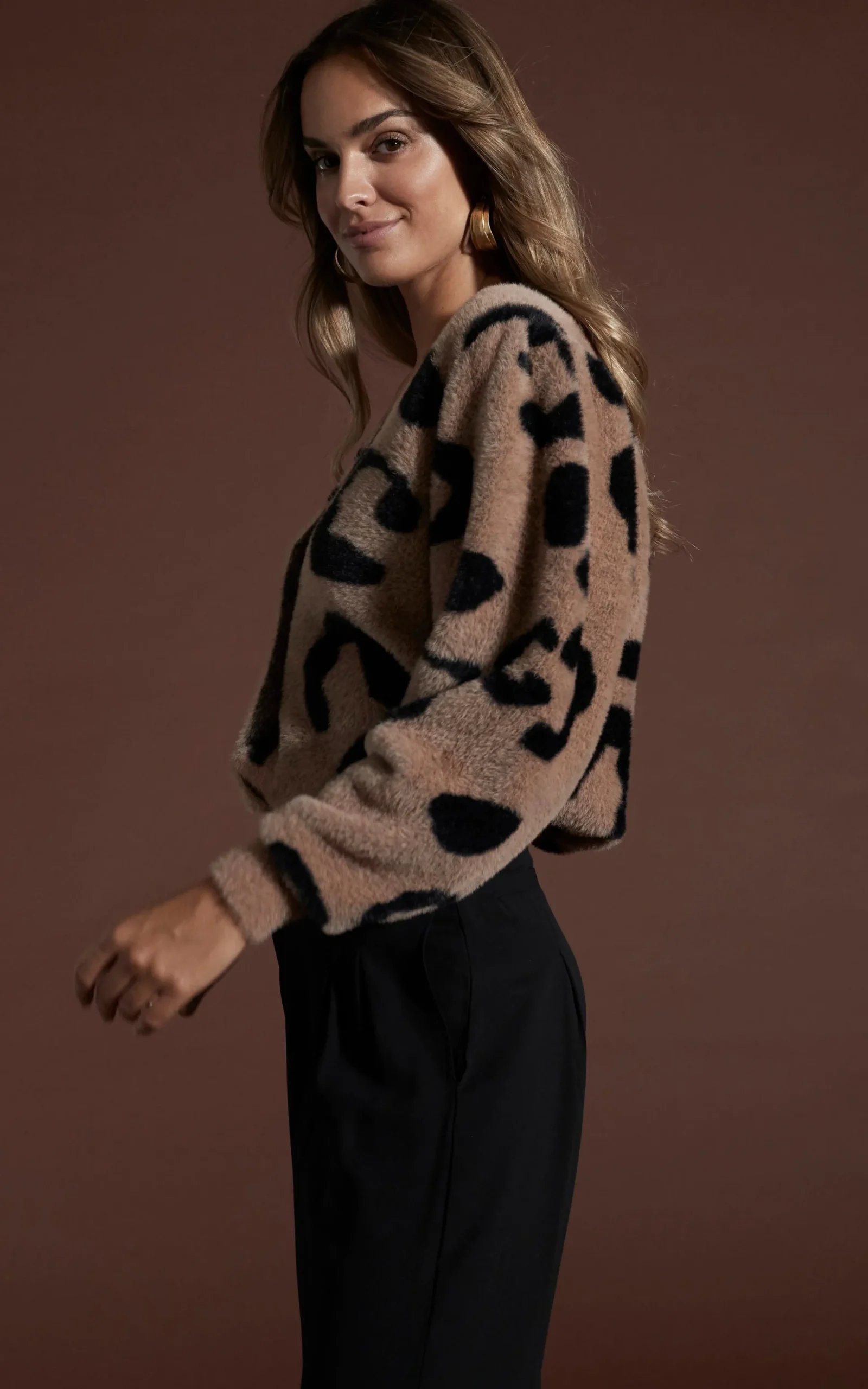 Bambino Cardigan In Black On Mocha Leopard