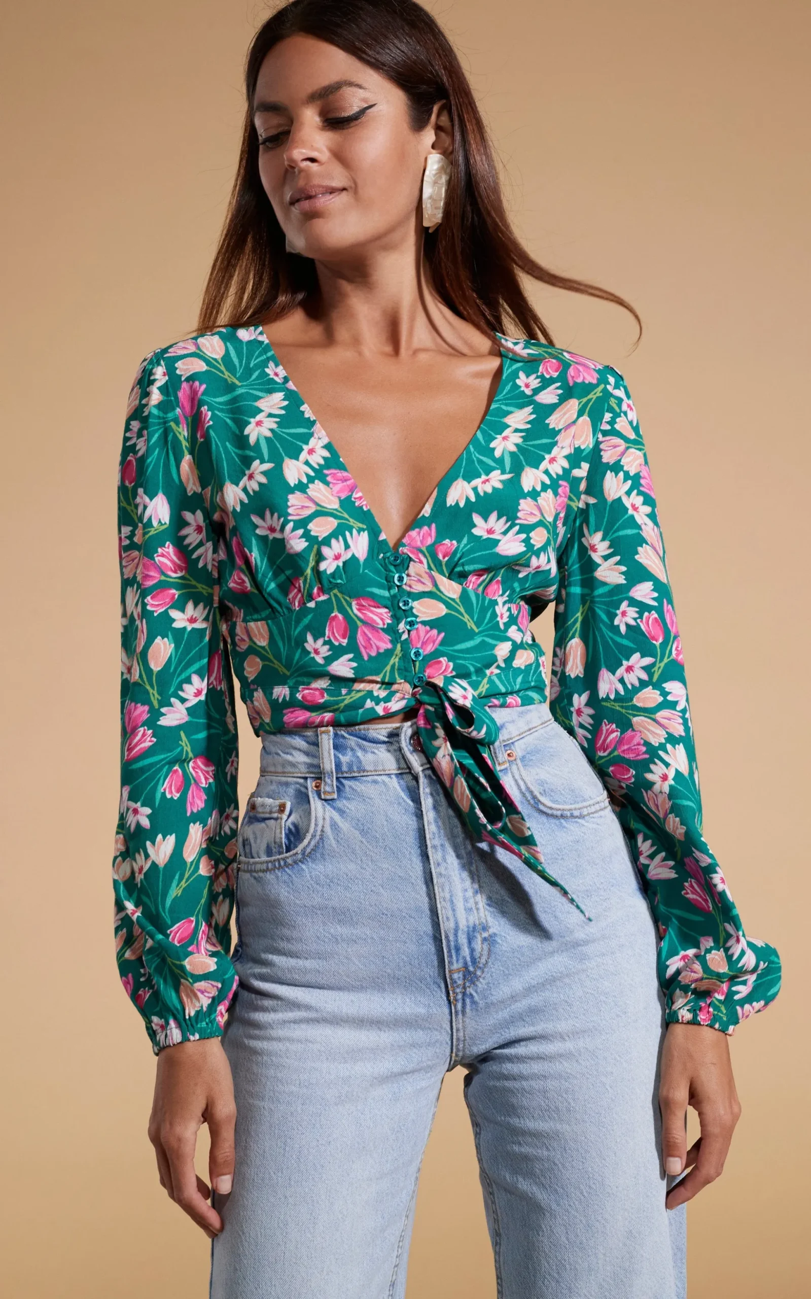 Betsy Tie Front Top In Green Tulip