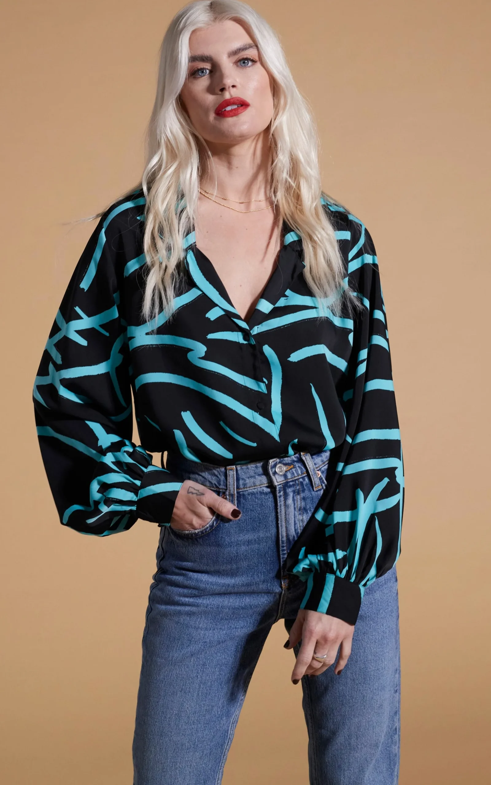 Dixie Balloon Sleeve Shirt In Blue Strokes On Black