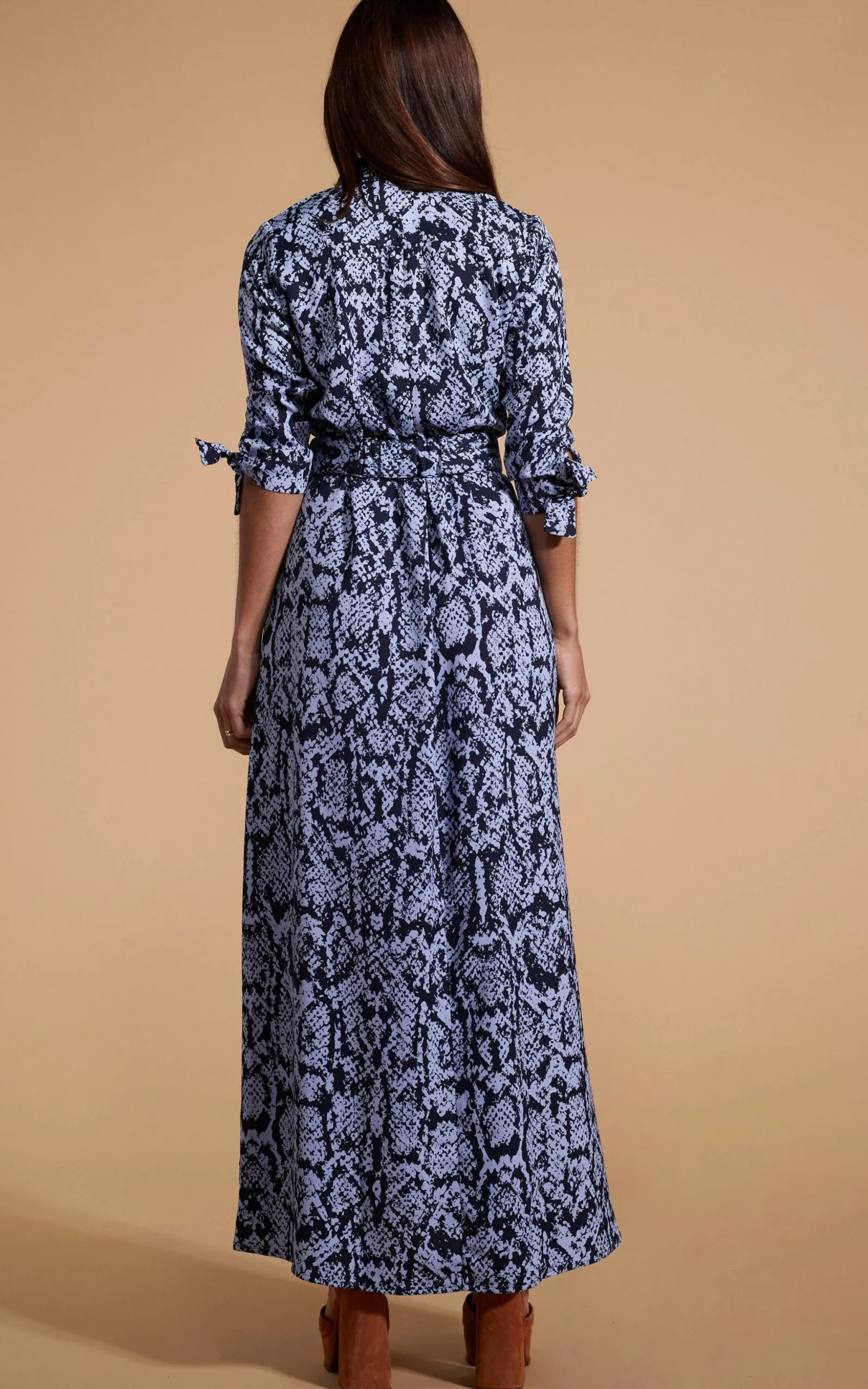 Dove Dress In Blue On Black Snake