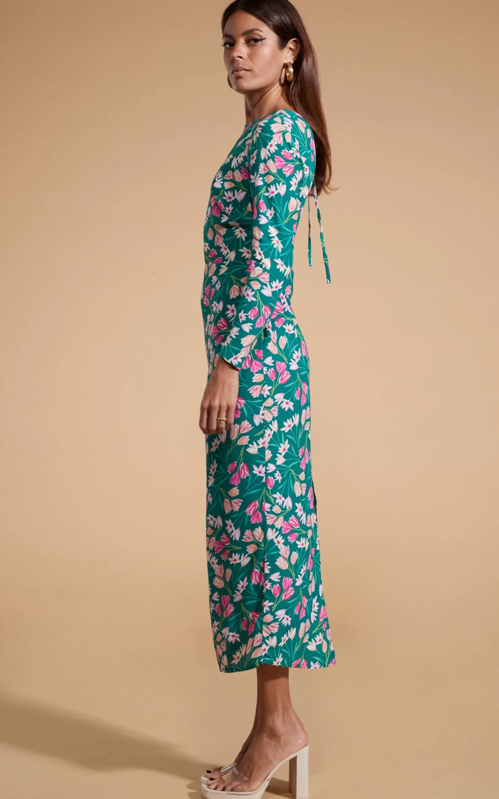 Estella Midaxi Dress In Green Tulip