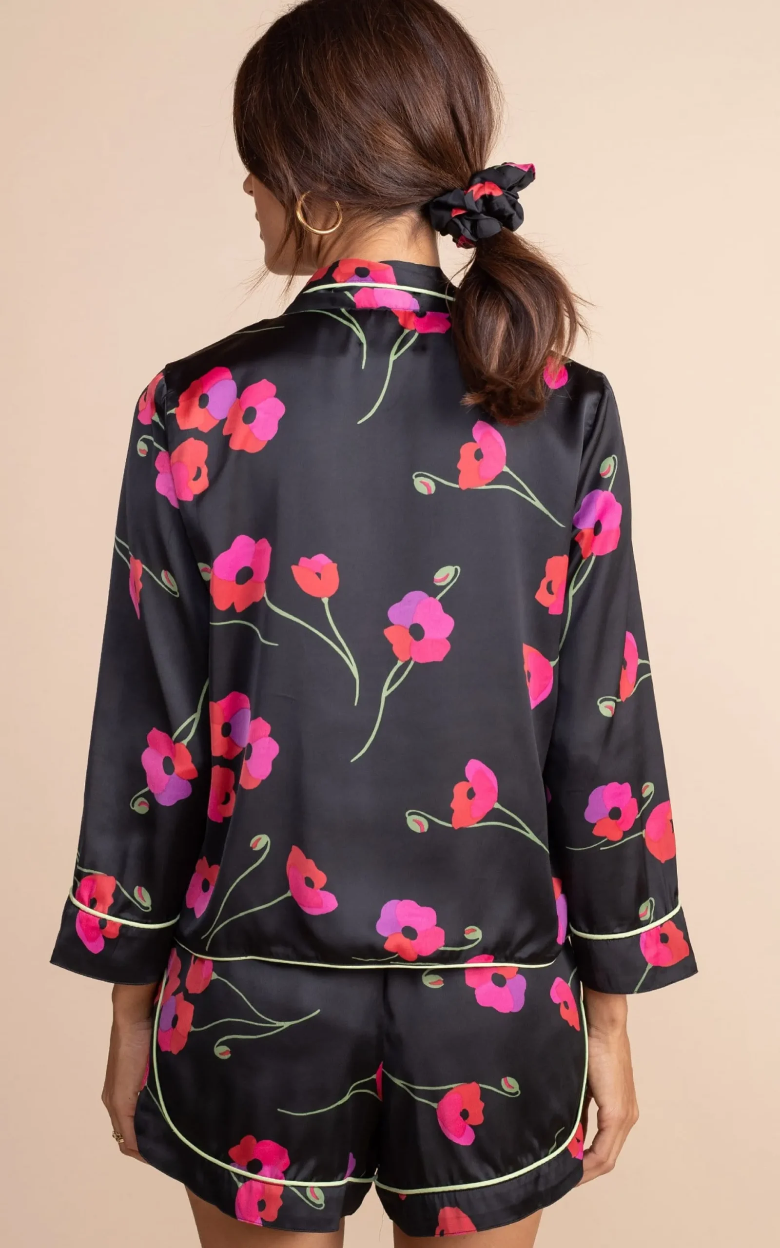 Oona Shortie Pj Set In Poppies On Black