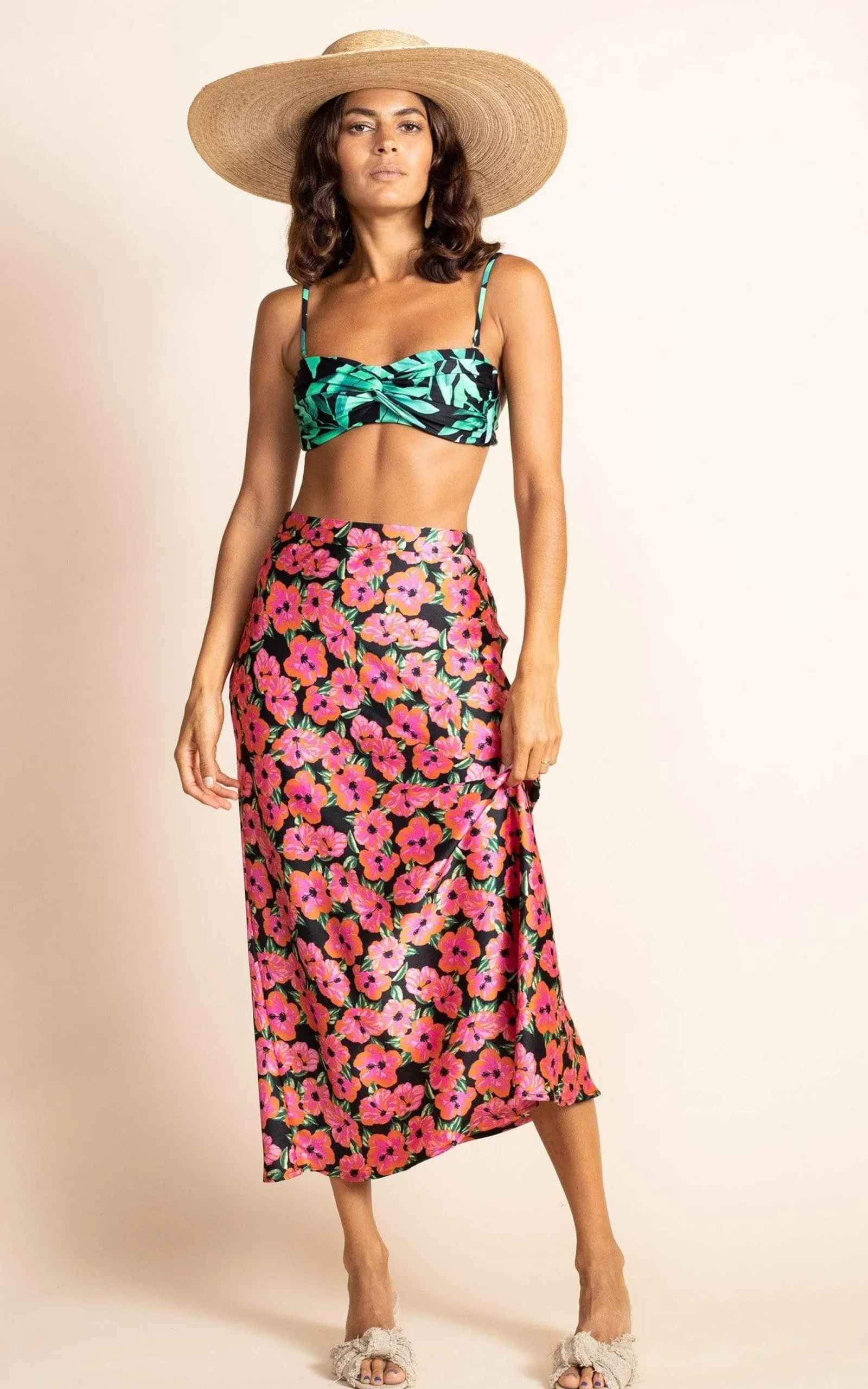 Renzo Skirt In Pink On Black Hibiscus