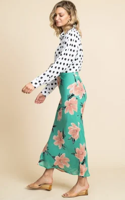 Sophie Skirt In Sage Base Tulip